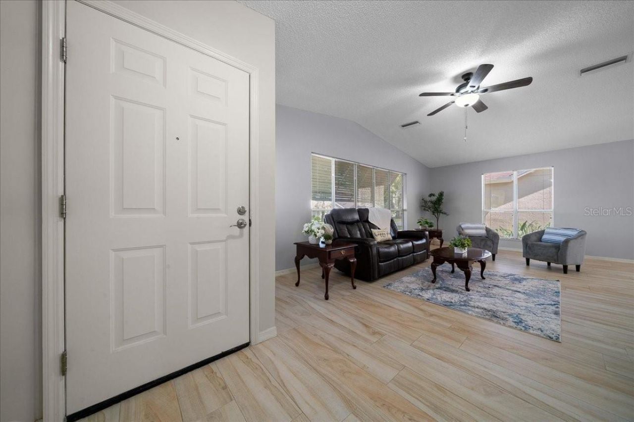 1133 Del Toro Drive, Lady Lake, FL 32159 Photo