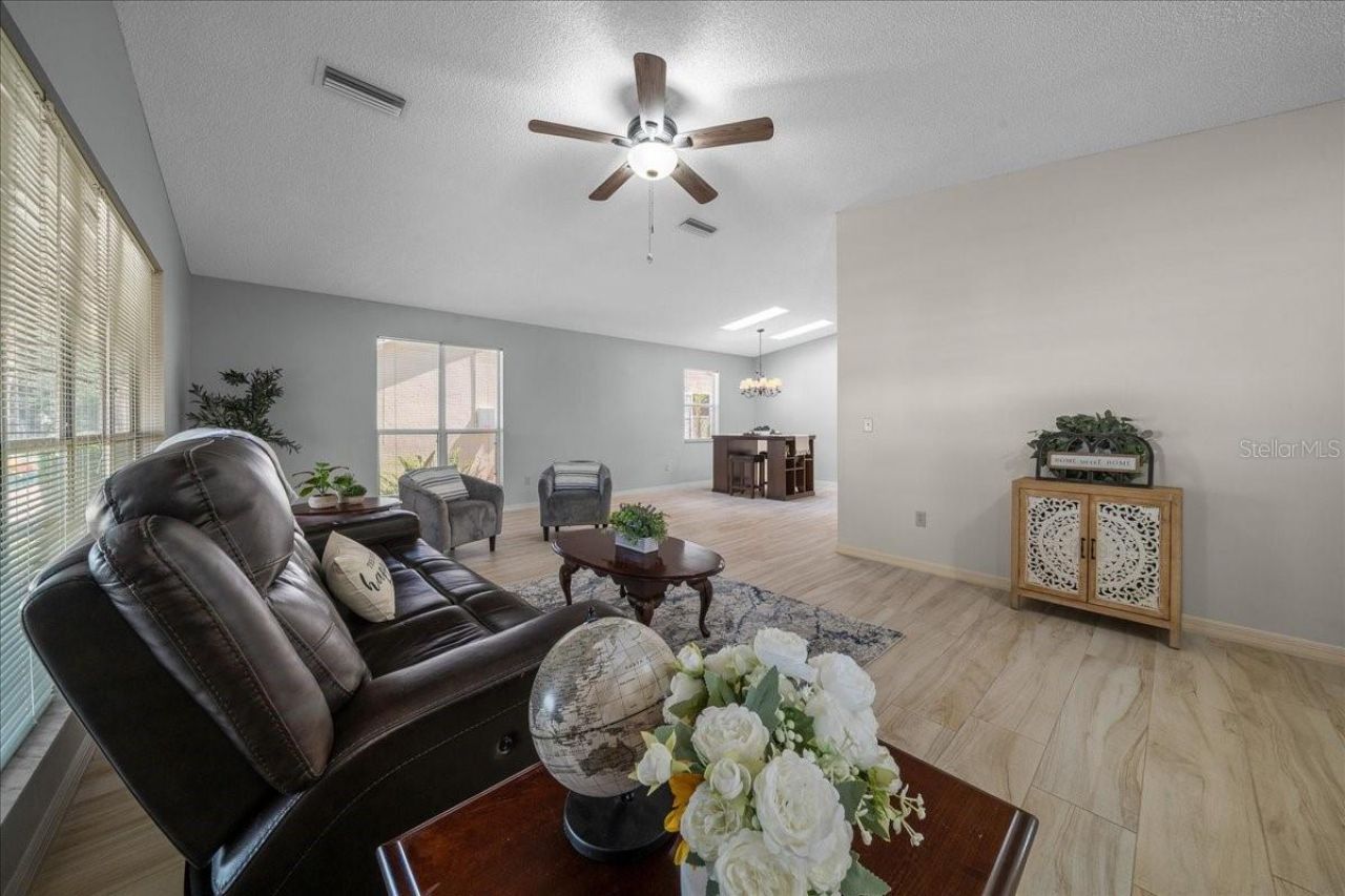 1133 Del Toro Drive, Lady Lake, FL 32159 Photo