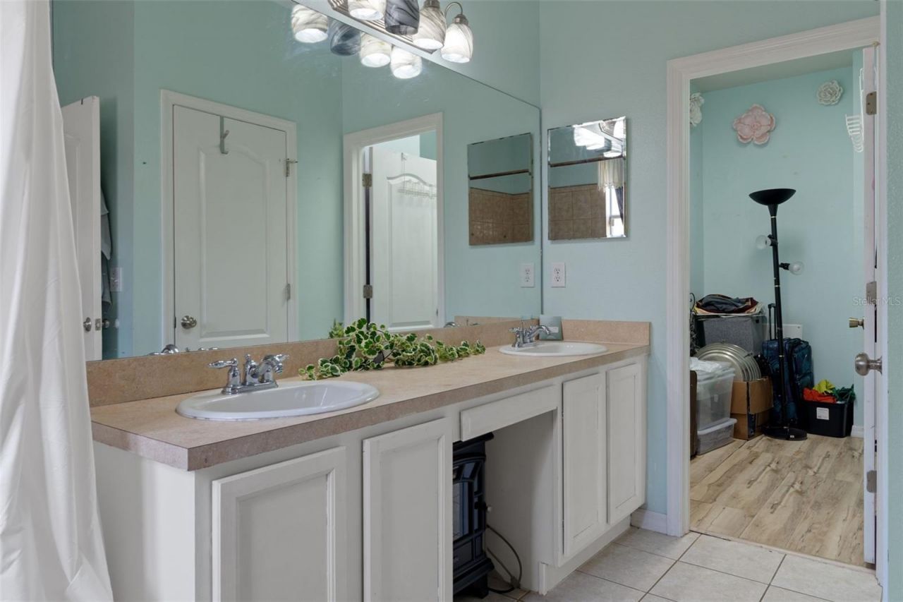 8483 Pinetop Ridge Lane , Brooksville, FL 34613 Photo