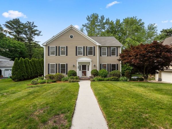 18 Fisher Ave, Wellesley, MA 02482