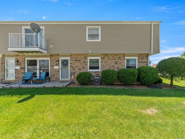 7940 163 Place , Unit 7940, Tinley Park, IL 60477