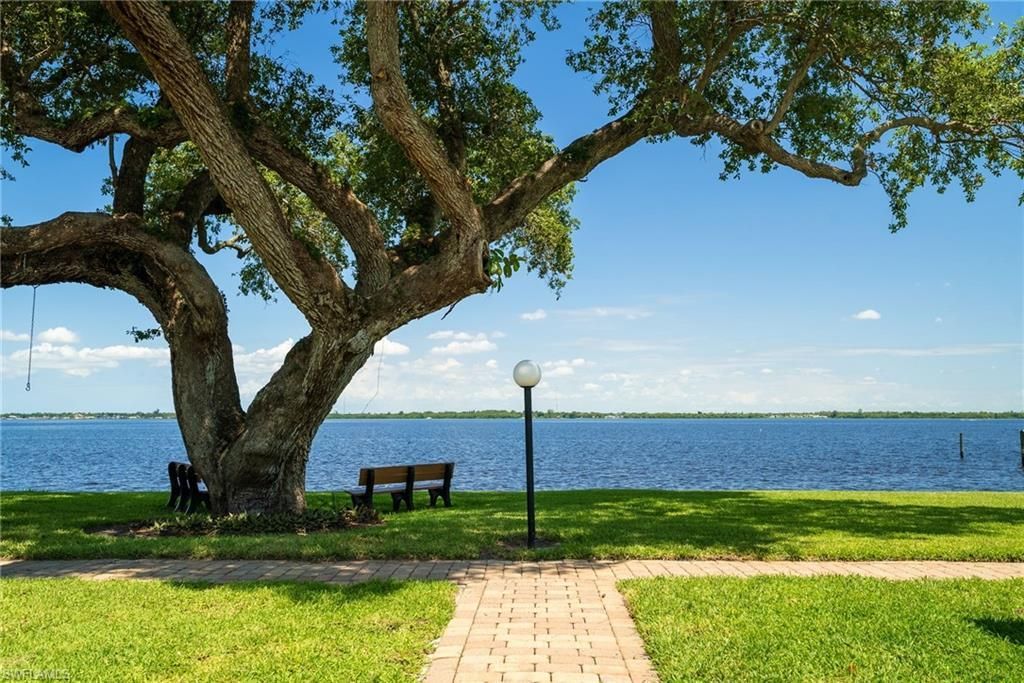 3225 E Riverside Dr , Unit 51E, Fort Myers, FL 33916 Photo