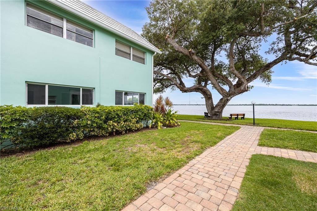 3225 E Riverside Dr , Unit 51E, Fort Myers, FL 33916 Photo