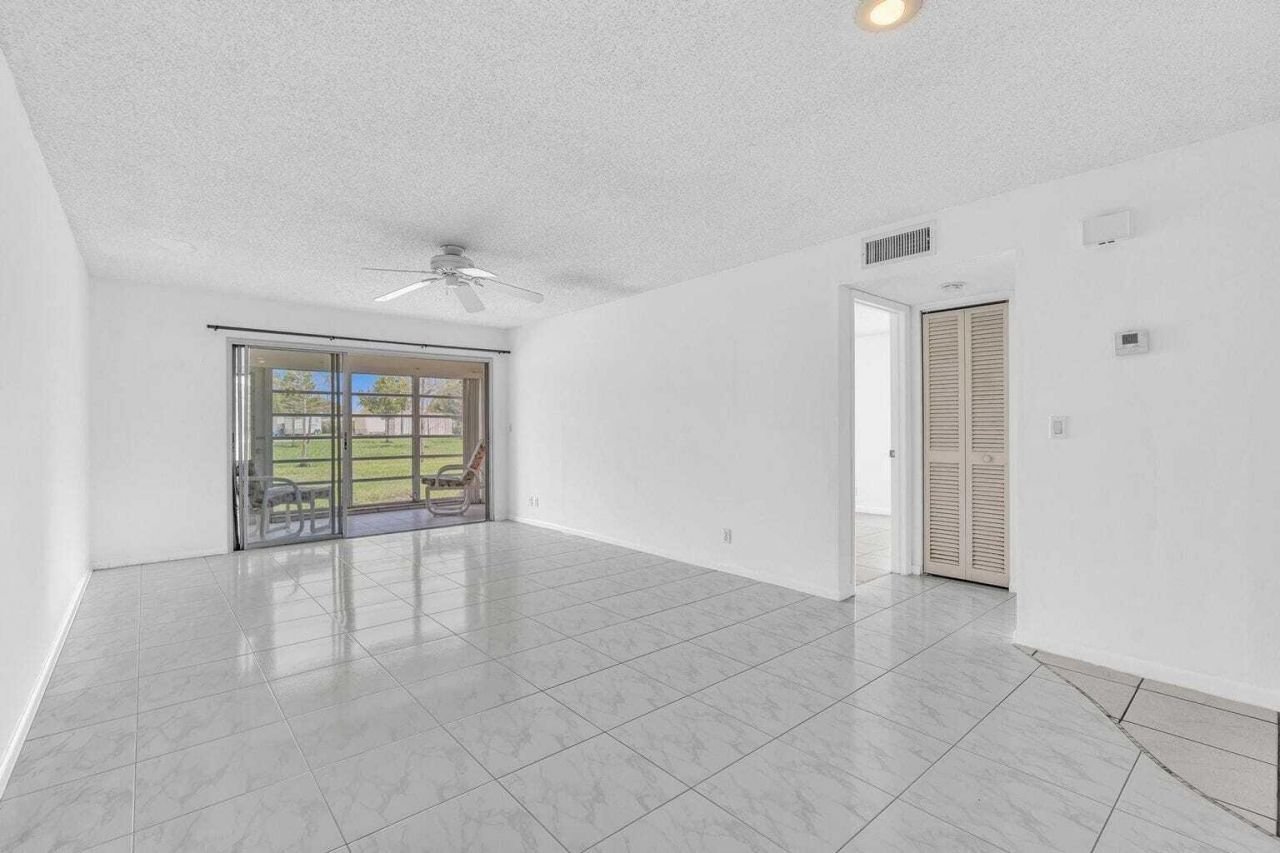 13721 Flora Place, Unit D, Delray Beach, FL 33484 Photo