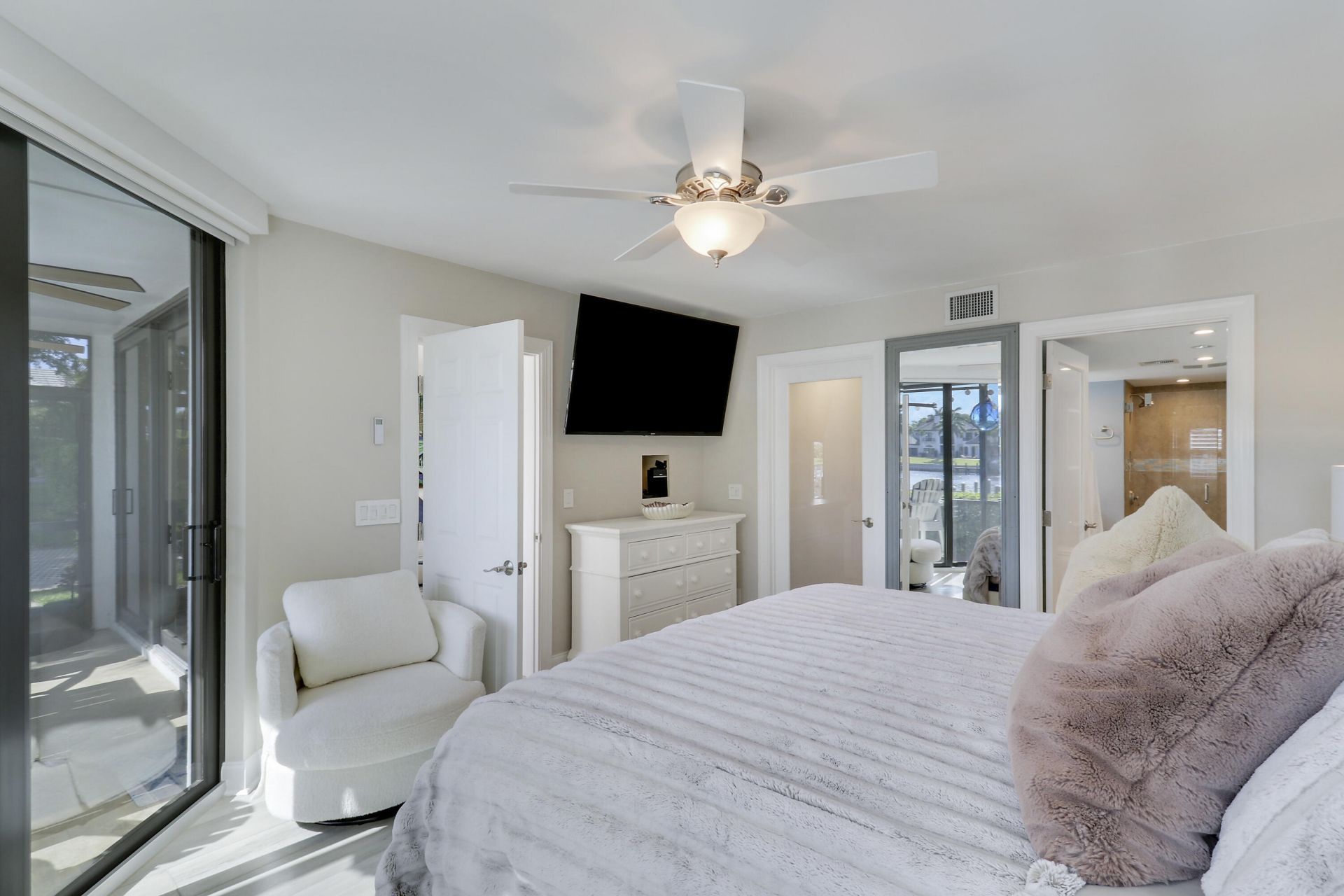 515 Bay Colony Drive N, Juno Beach, FL 33408 Photo