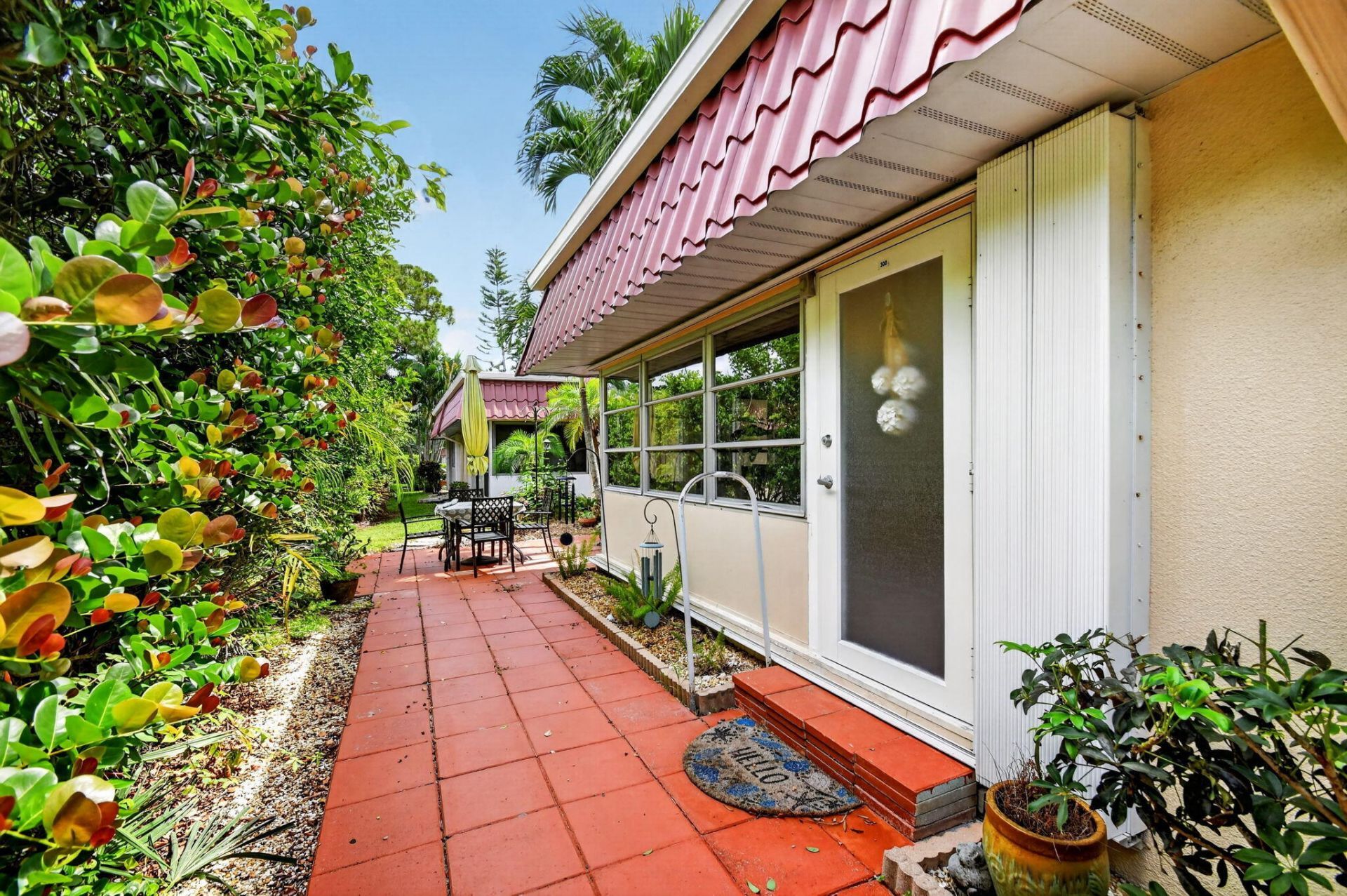 300 Cape Cod Circle, Lake Worth, FL 33467 Photo