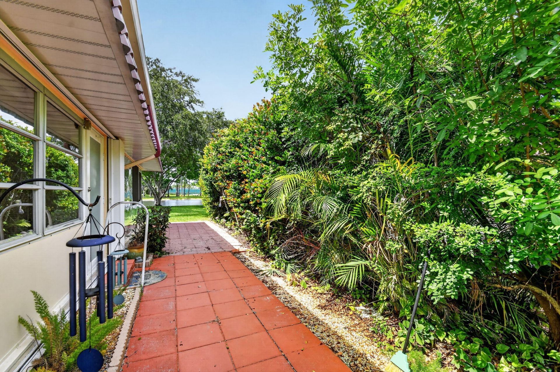300 Cape Cod Circle, Lake Worth, FL 33467 Photo