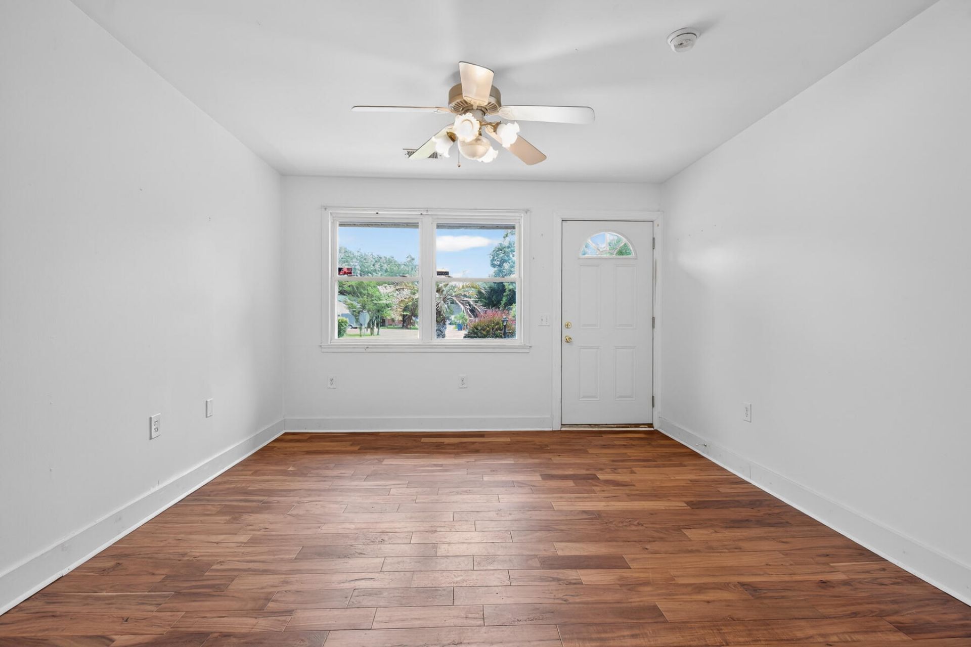 3616 Marshfield Road Photo 11