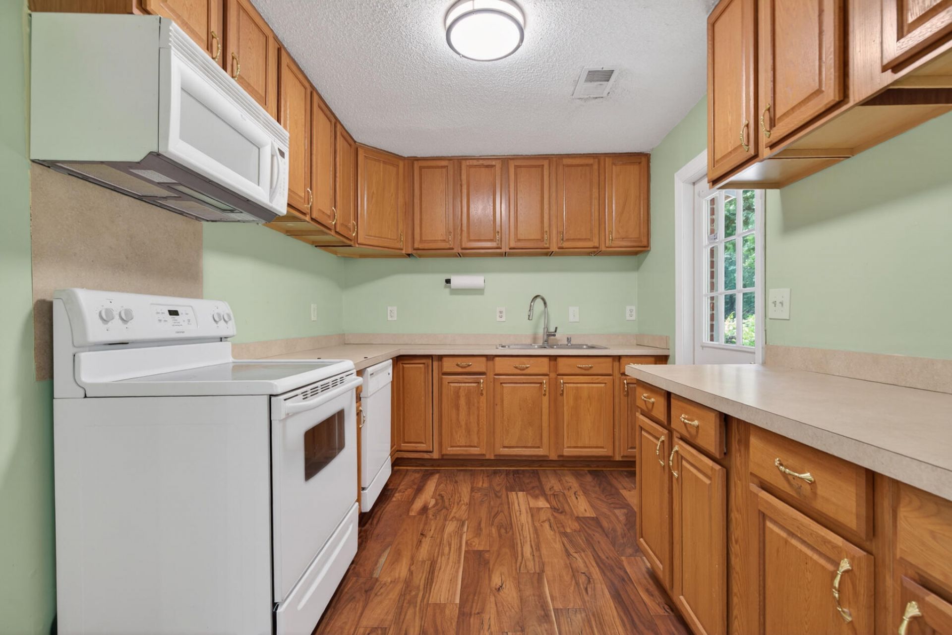 3616 Marshfield Road Photo 13