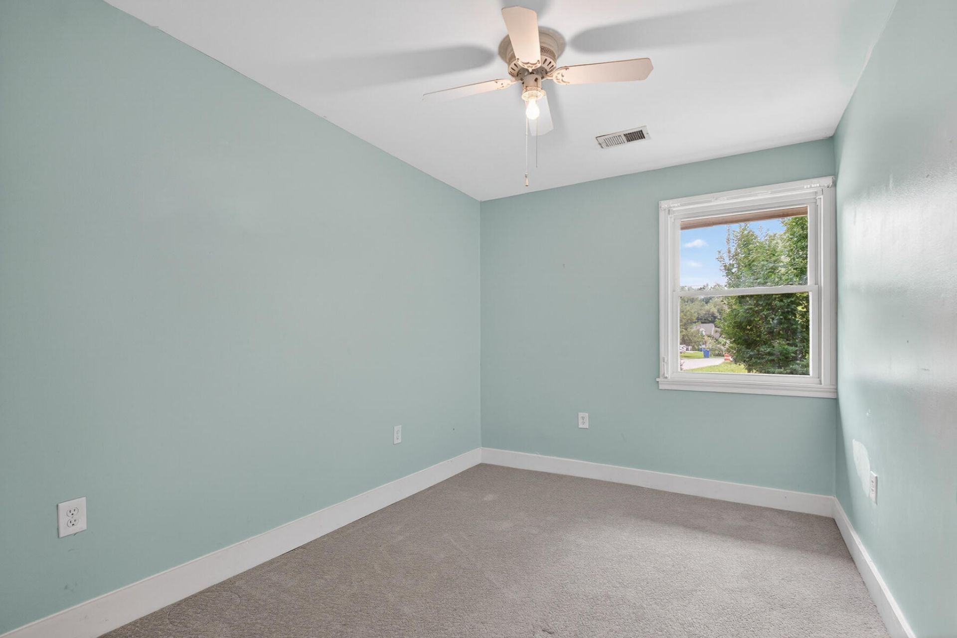 3616 Marshfield Road Photo 17