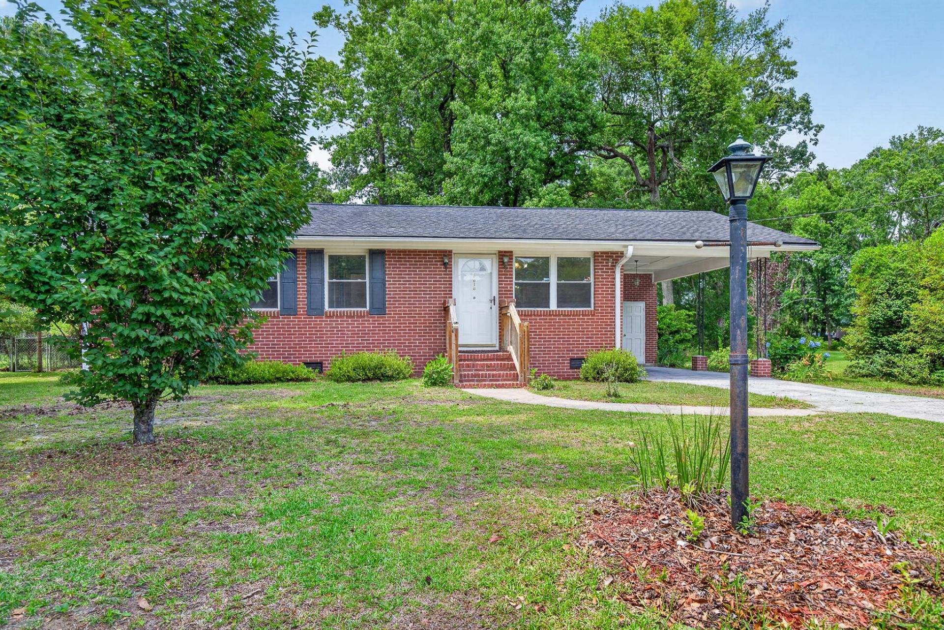 3616 Marshfield Road Photo 5