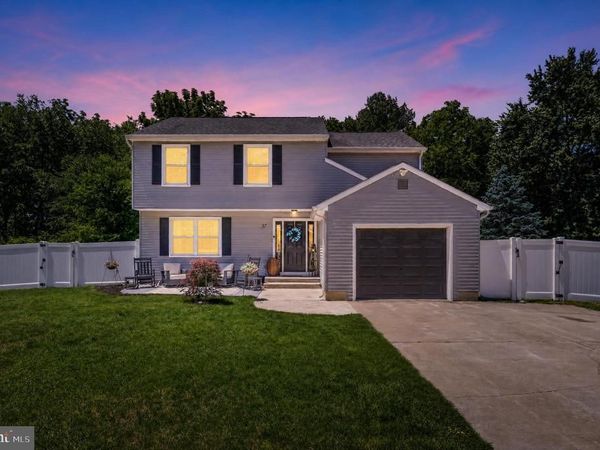 37 FOX CHASE ROAD, MARLTON, NJ 08053