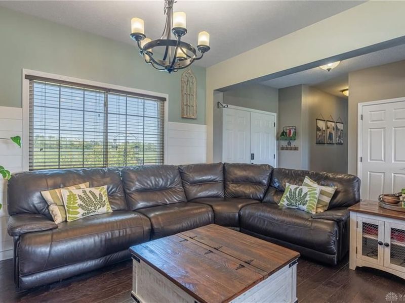 8272 Snake Road, Trotwood, OH 45426 Photo 6