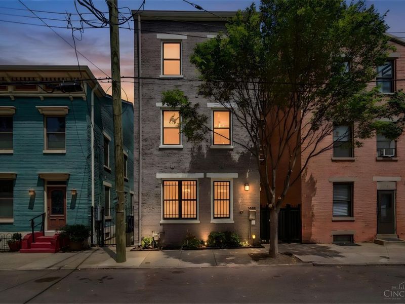 1406 Republic Street, Unit 302, Cincinnati, OH 45202 Photo 2
