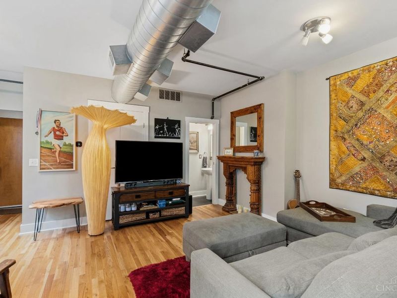 1406 Republic Street, Unit 302, Cincinnati, OH 45202 Photo 7