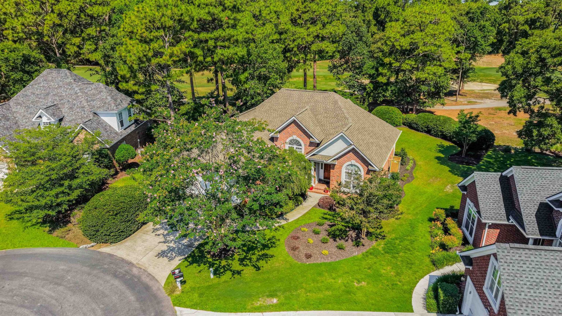 1438 Highland Ct. Photo 4