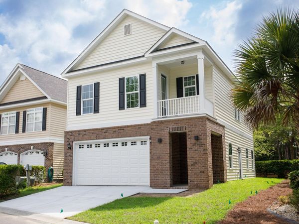 129 Charles Towne Ln., Murrells Inlet, SC 29576