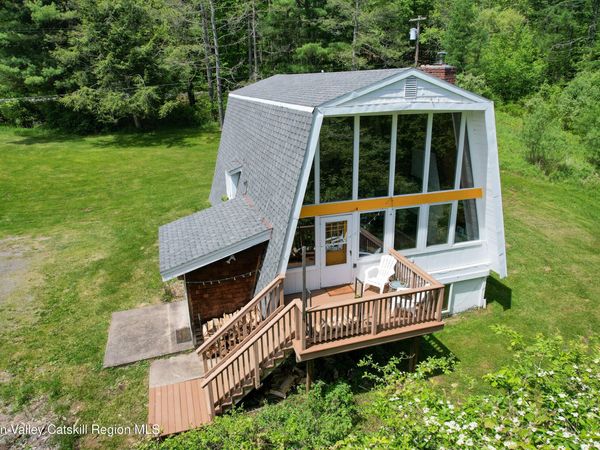 1324 W Settlement Road, Roxbury, NY 12474
