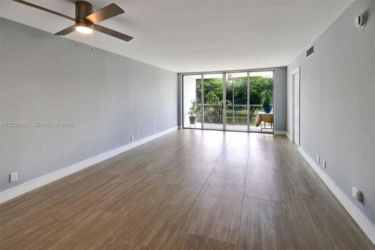 2940 N Course Dr, Unit 311, Pompano Beach, FL 33069 Photo