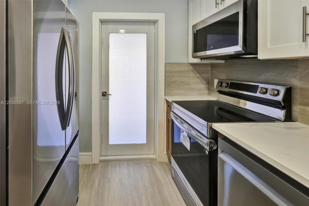 2940 N Course Dr, Unit 311, Pompano Beach, FL 33069 Photo