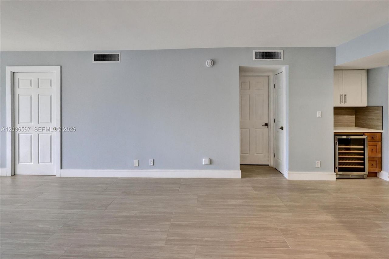 2940 N Course Dr, Unit 311, Pompano Beach, FL 33069 Photo