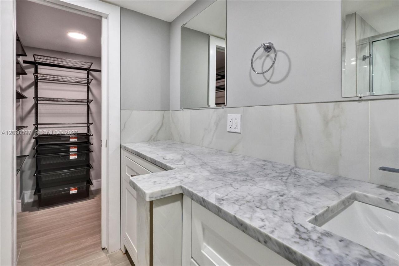 2940 N Course Dr, Unit 311, Pompano Beach, FL 33069 Photo
