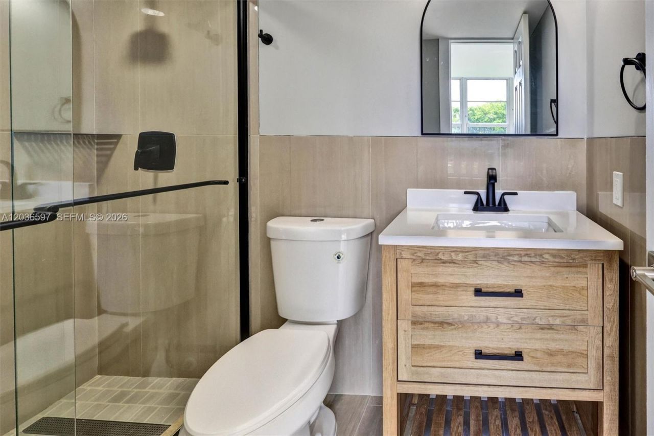 2940 N Course Dr, Unit 311, Pompano Beach, FL 33069 Photo