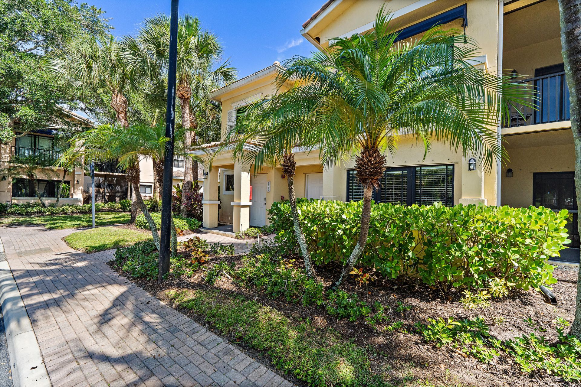 2915 Tuscany Court, Unit 102, Palm Beach Gardens, FL 33410 Photo