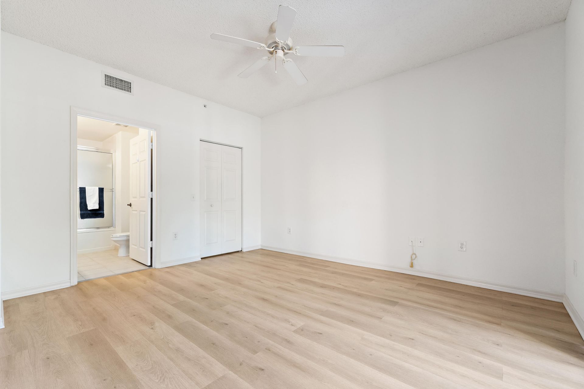 2915 Tuscany Court, Unit 102, Palm Beach Gardens, FL 33410 Photo