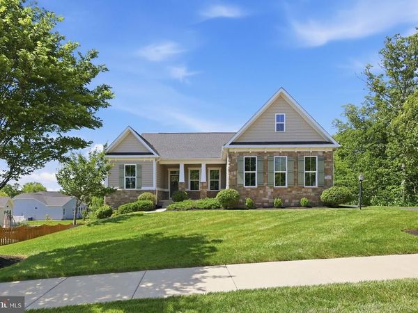 26867 BARNSLEY PLACE, CHANTILLY, VA 20152