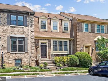 2885 KELLY SQUARE , VIENNA, VA 22181