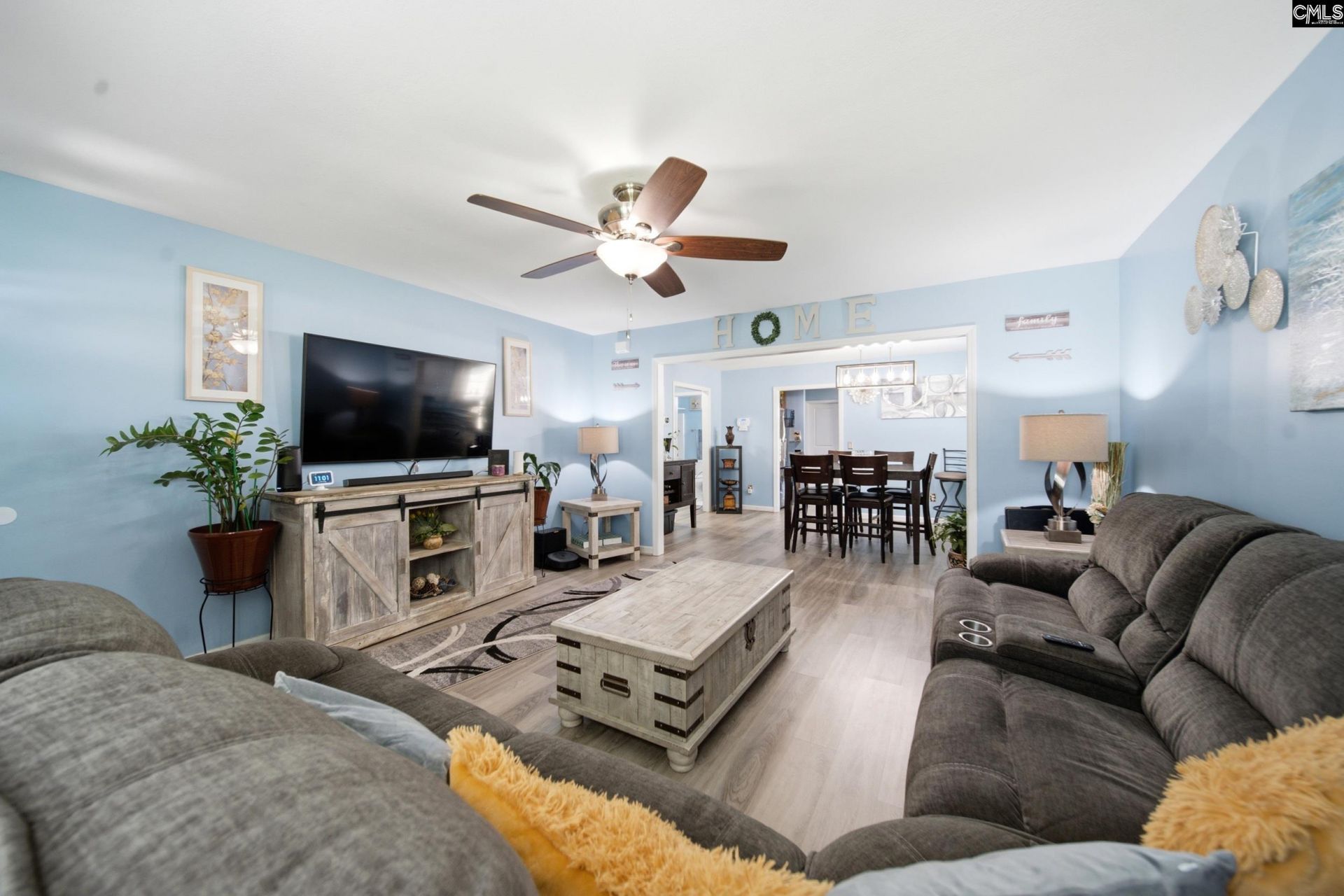 562 Buck Haven Way  Photo 5