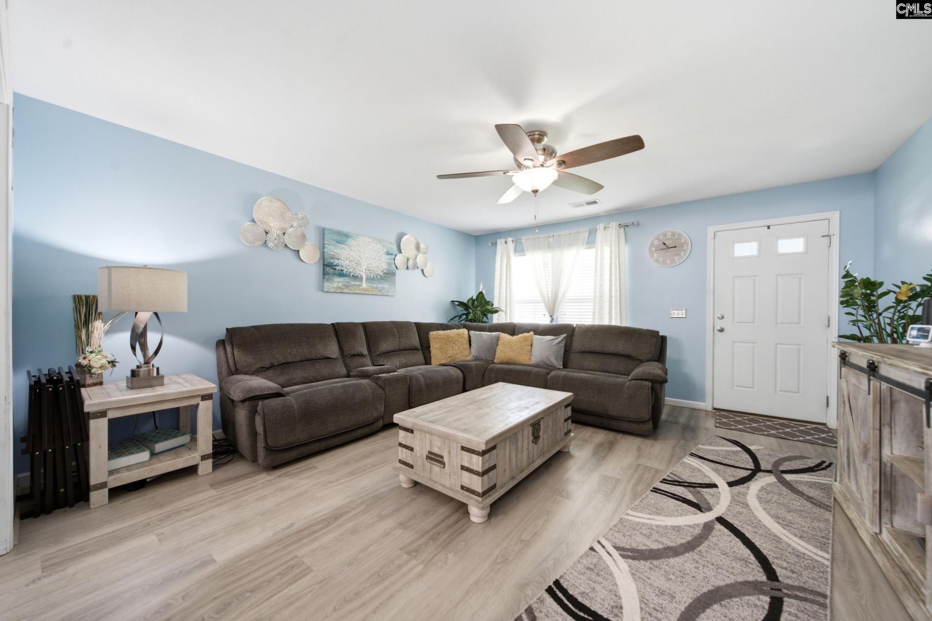 562 Buck Haven Way  Photo 6