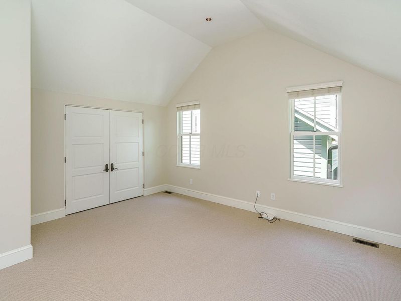 252 E Beck Street , Columbus, OH 43206 Photo 49