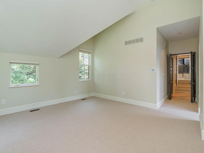 252 E Beck Street , Columbus, OH 43206 Photo 51