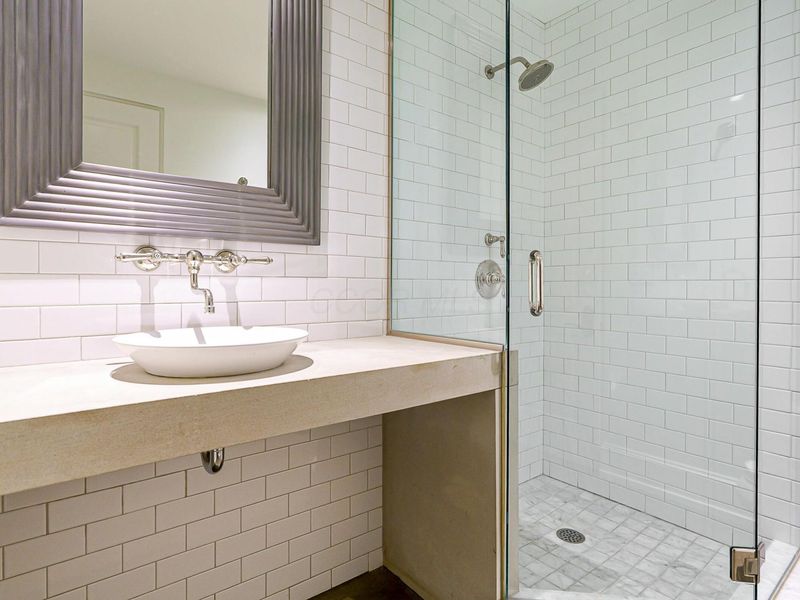 252 E Beck Street , Columbus, OH 43206 Photo 65