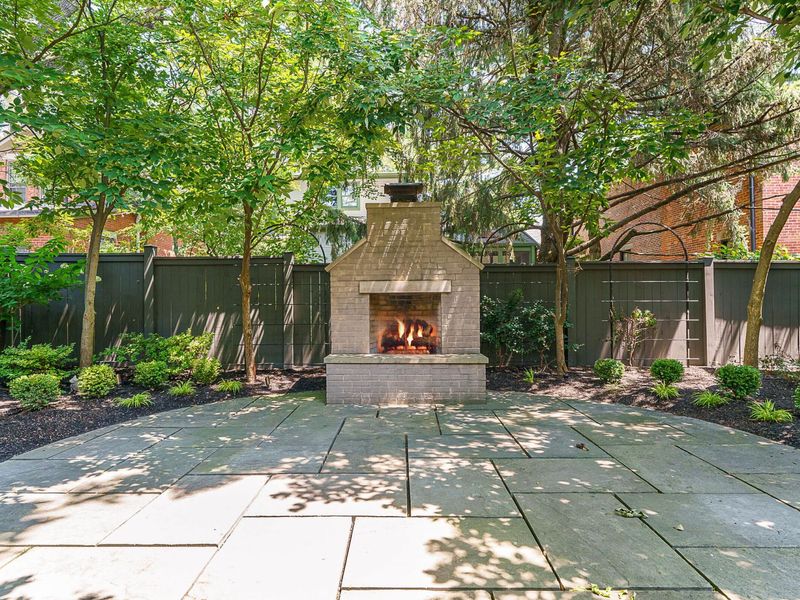 252 E Beck Street , Columbus, OH 43206 Photo 70