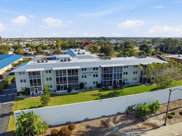 649 TAMIAMI TRAIL S, Unit 306, VENICE, FL 34285