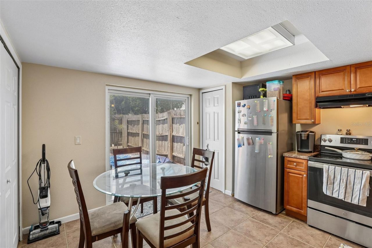 12057 Tift Circle, Orlando, FL 32826 Photo