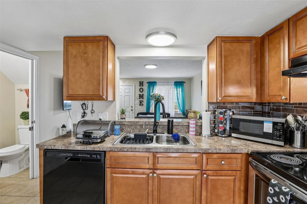 12057 Tift Circle, Orlando, FL 32826 Photo