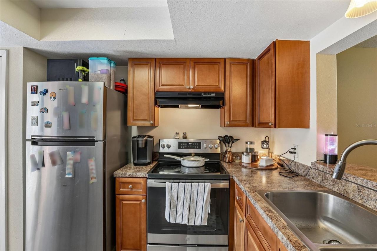 12057 Tift Circle, Orlando, FL 32826 Photo