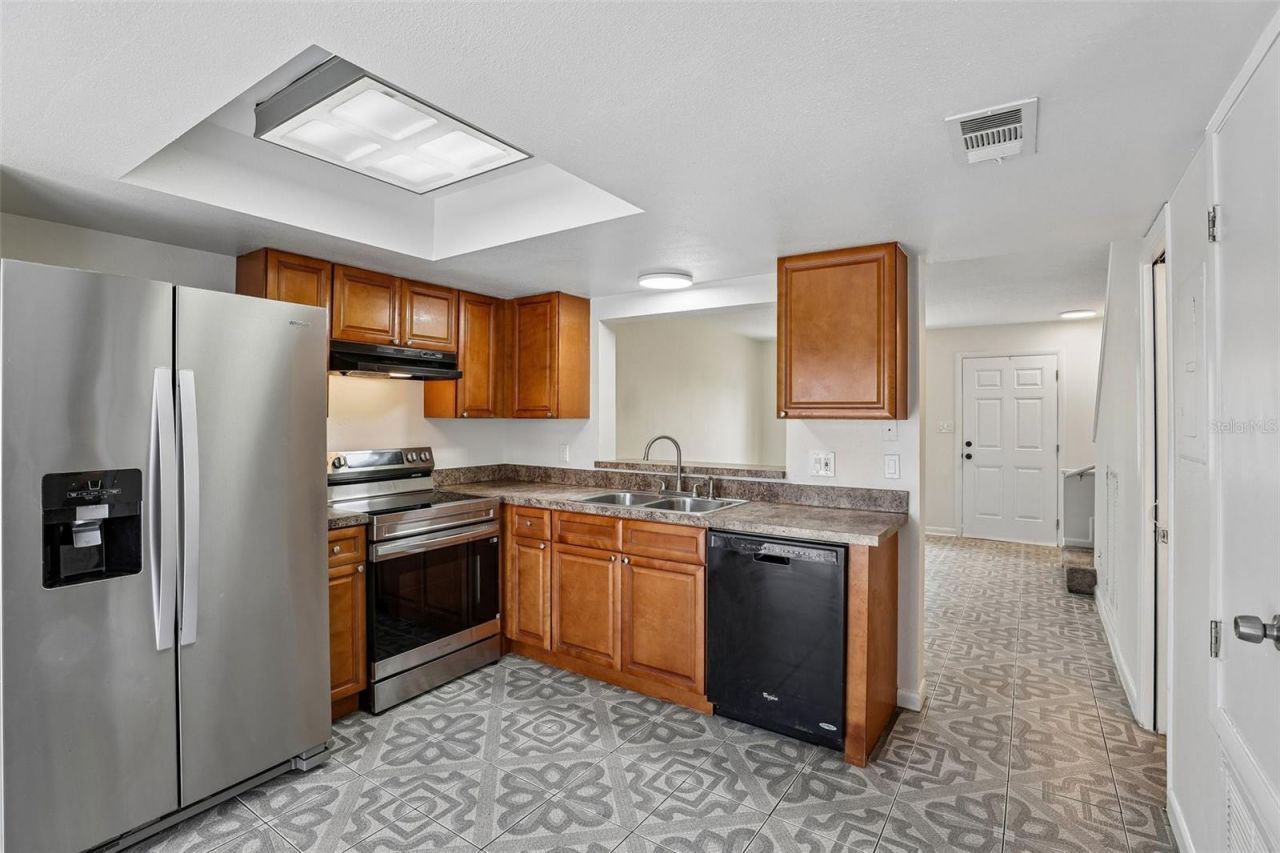 12057 Tift Circle, Orlando, FL 32826 Photo