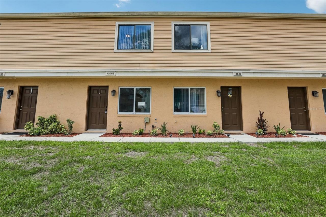 12057 Tift Circle, Orlando, FL 32826 Photo