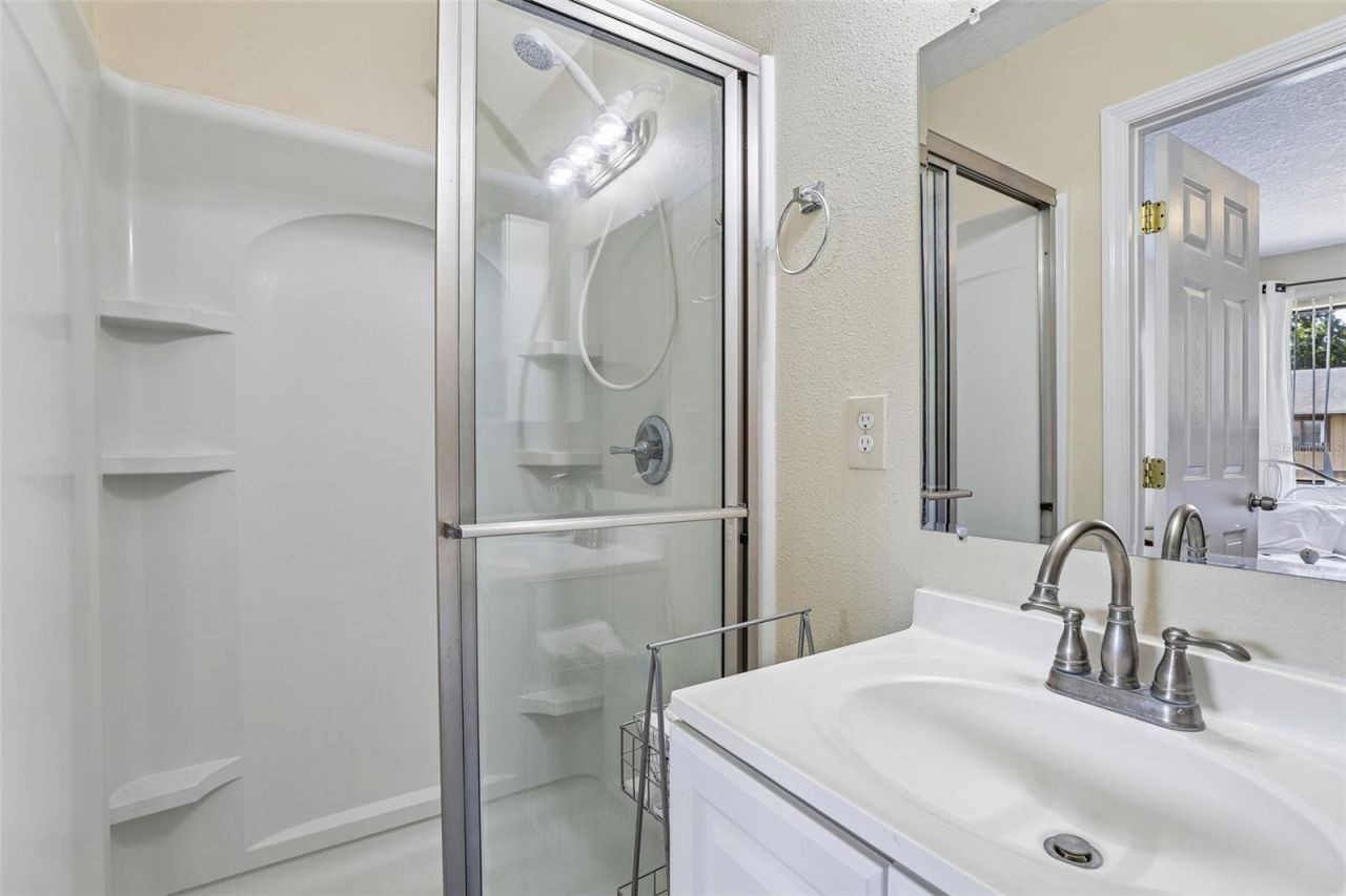 12057 Tift Circle, Orlando, FL 32826 Photo
