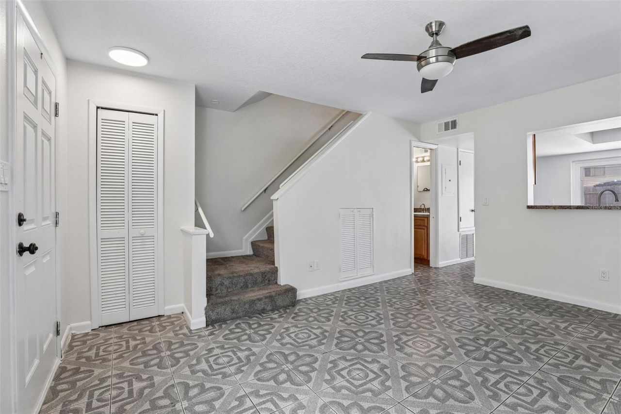 12057 Tift Circle, Orlando, FL 32826 Photo