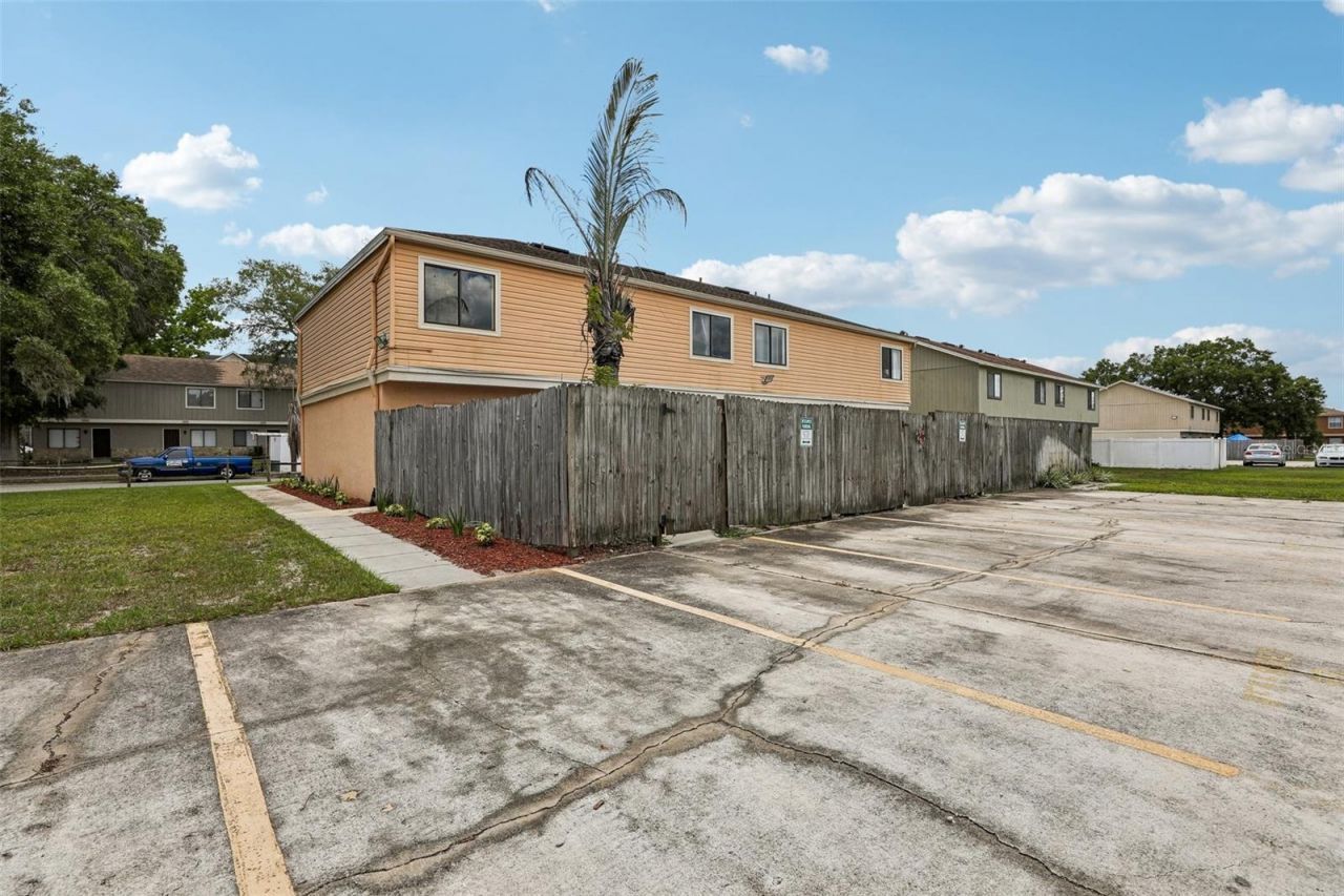 12057 Tift Circle, Orlando, FL 32826 Photo