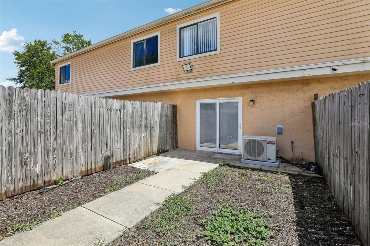 12057 Tift Circle, Orlando, FL 32826 Photo