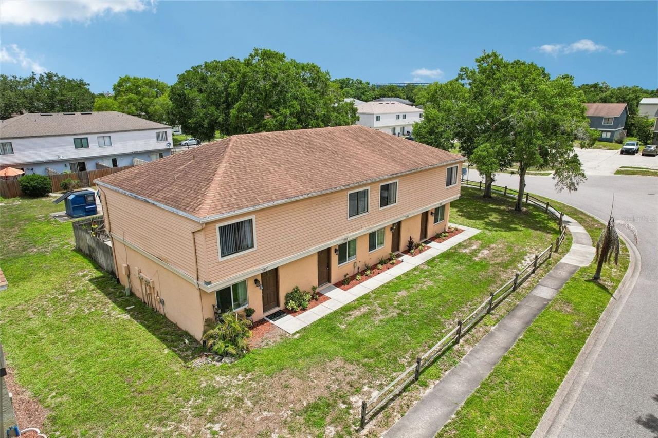 12057 Tift Circle, Orlando, FL 32826 Photo
