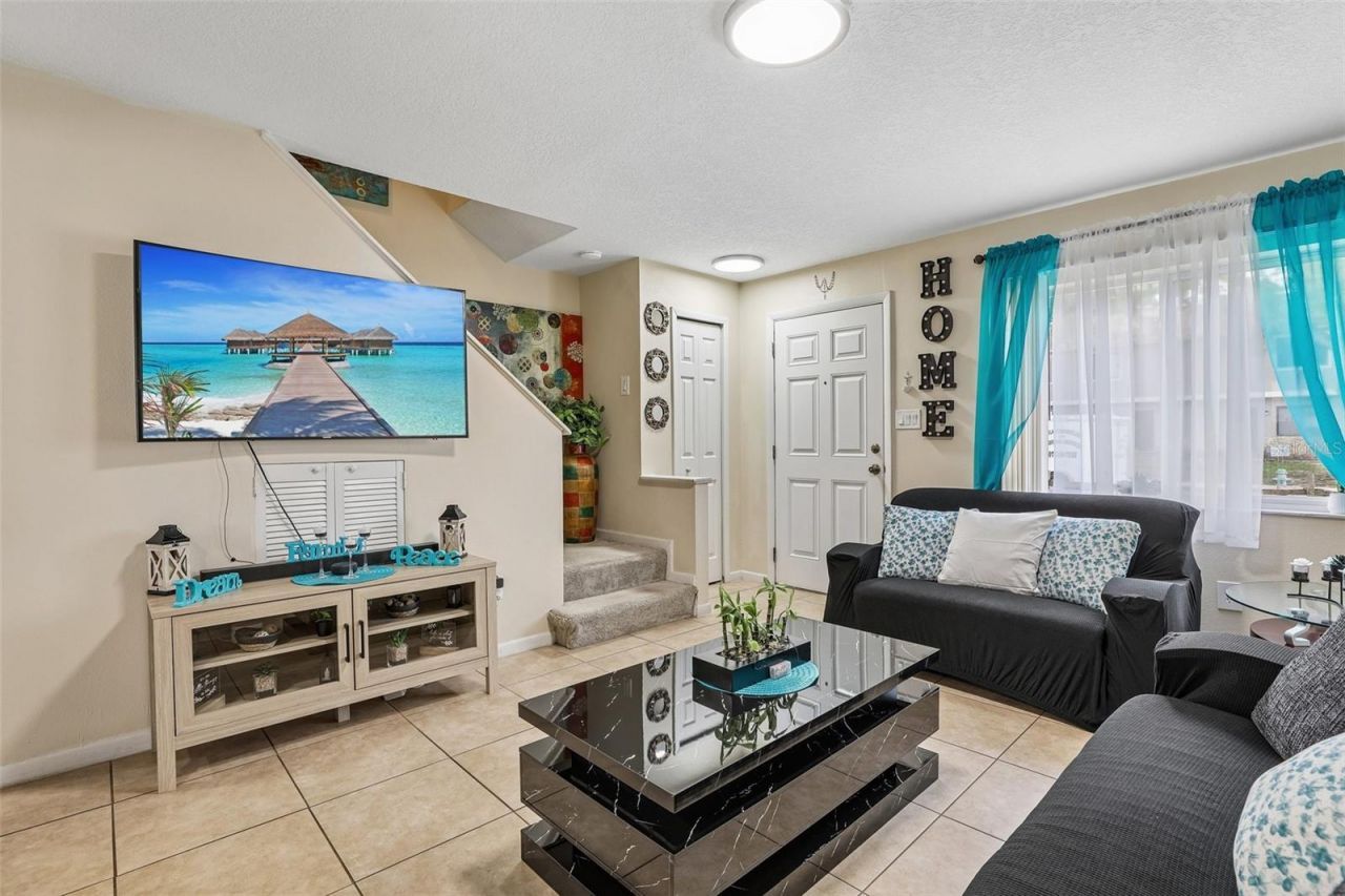 12057 Tift Circle, Orlando, FL 32826 Photo