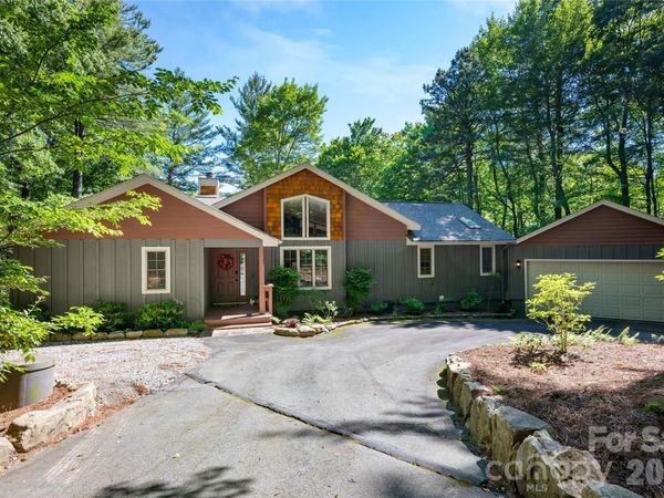 522 Toxaway Court , Lake Toxaway, NC 28747
